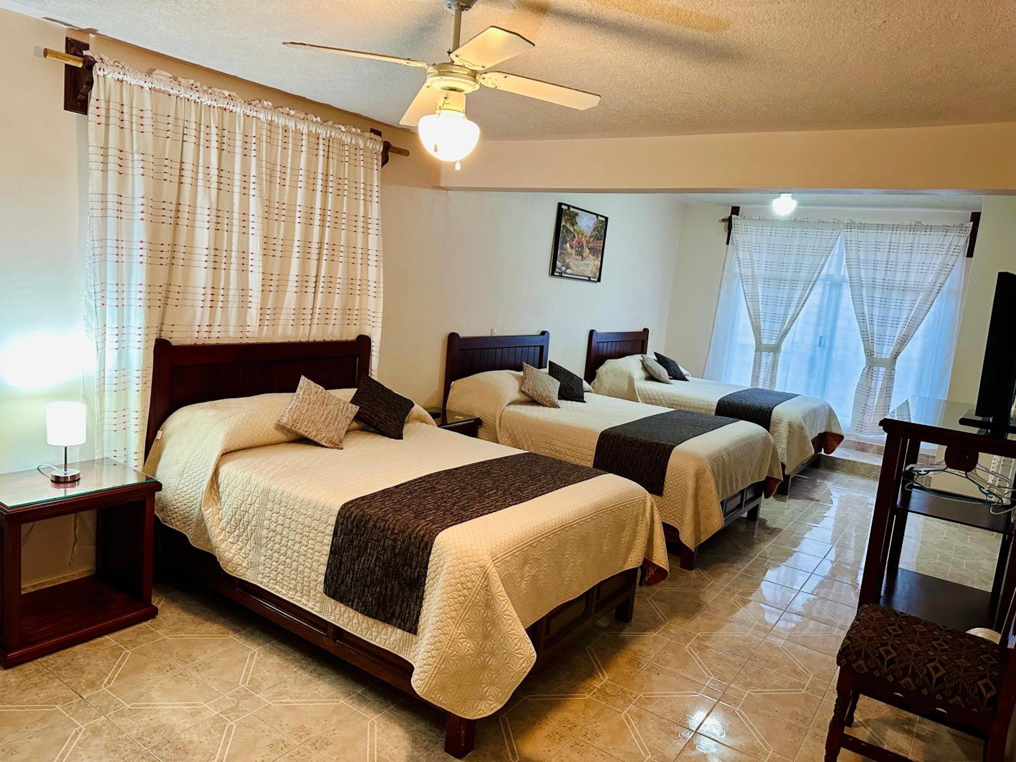 Hotel Monarca Tlalpujahua Экстерьер фото