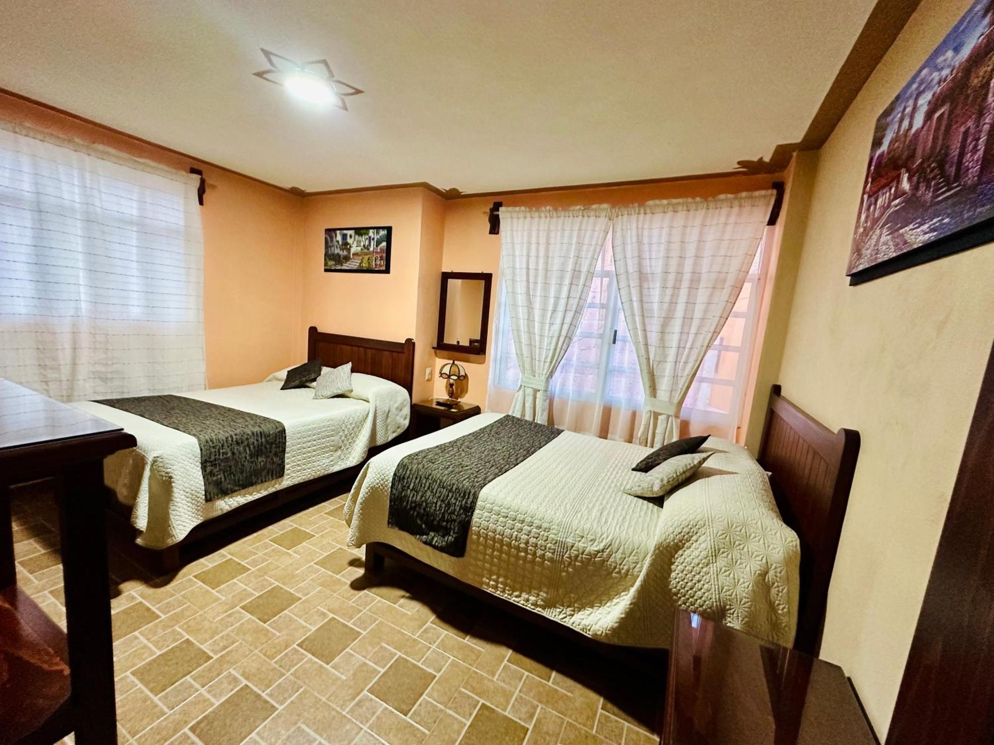 Hotel Monarca Tlalpujahua Экстерьер фото