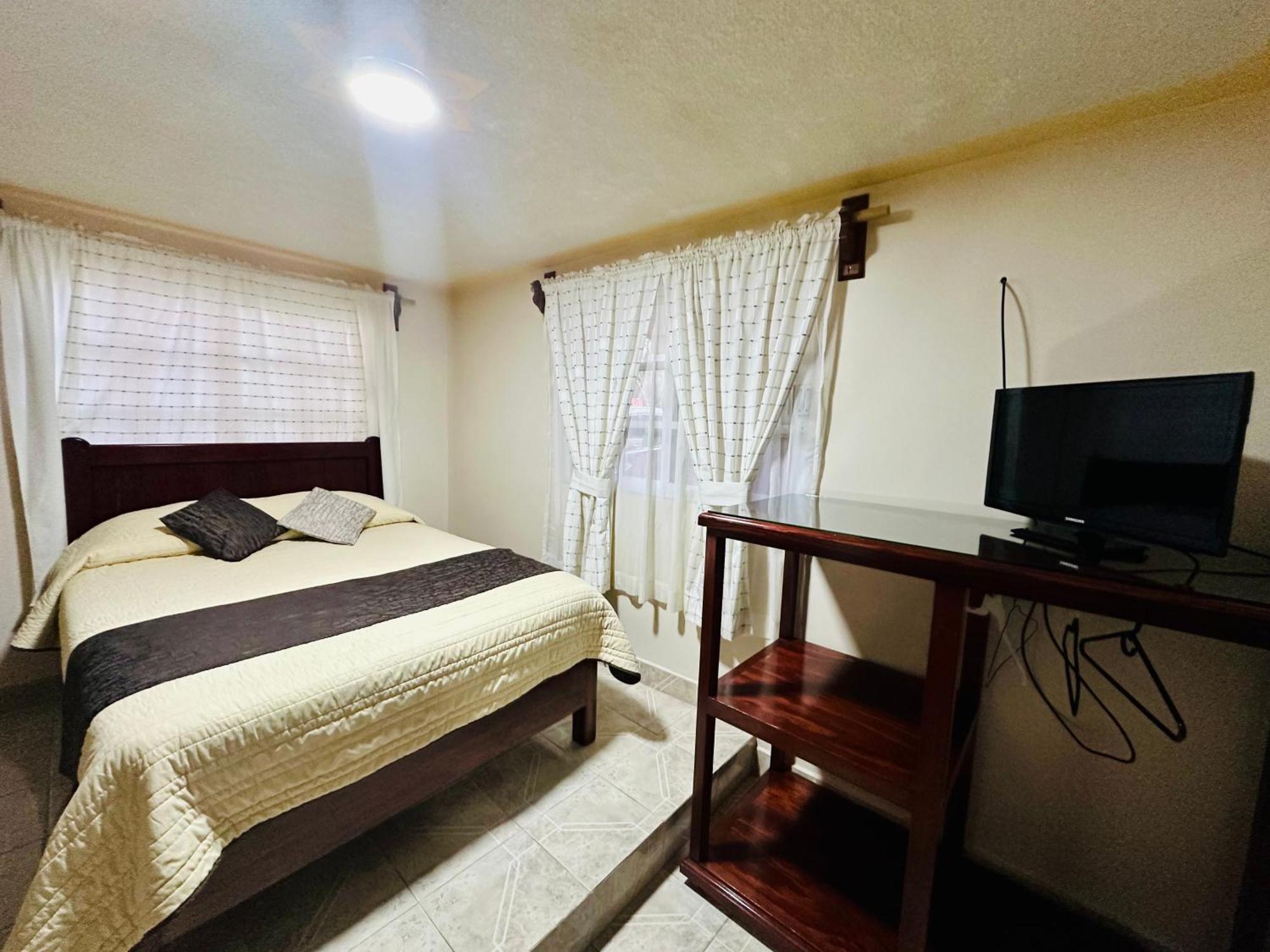 Hotel Monarca Tlalpujahua Экстерьер фото